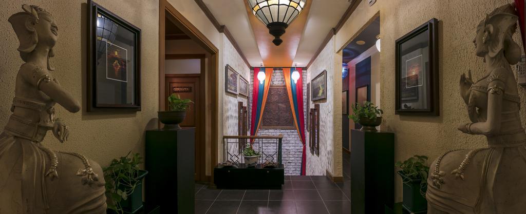 Wonotjolo Dhanesvara Holistic Unique Homestay מראה חיצוני תמונה