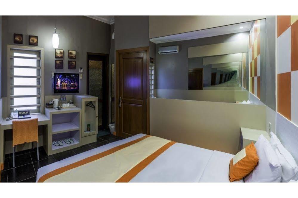 Wonotjolo Dhanesvara Holistic Unique Homestay מראה חיצוני תמונה