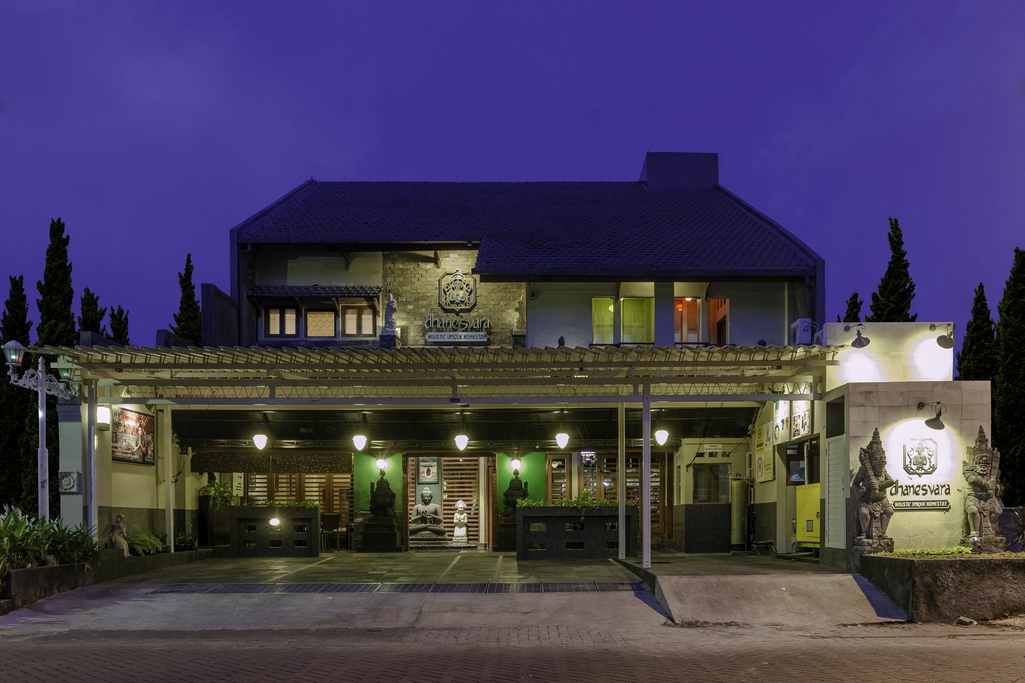 Wonotjolo Dhanesvara Holistic Unique Homestay מראה חיצוני תמונה