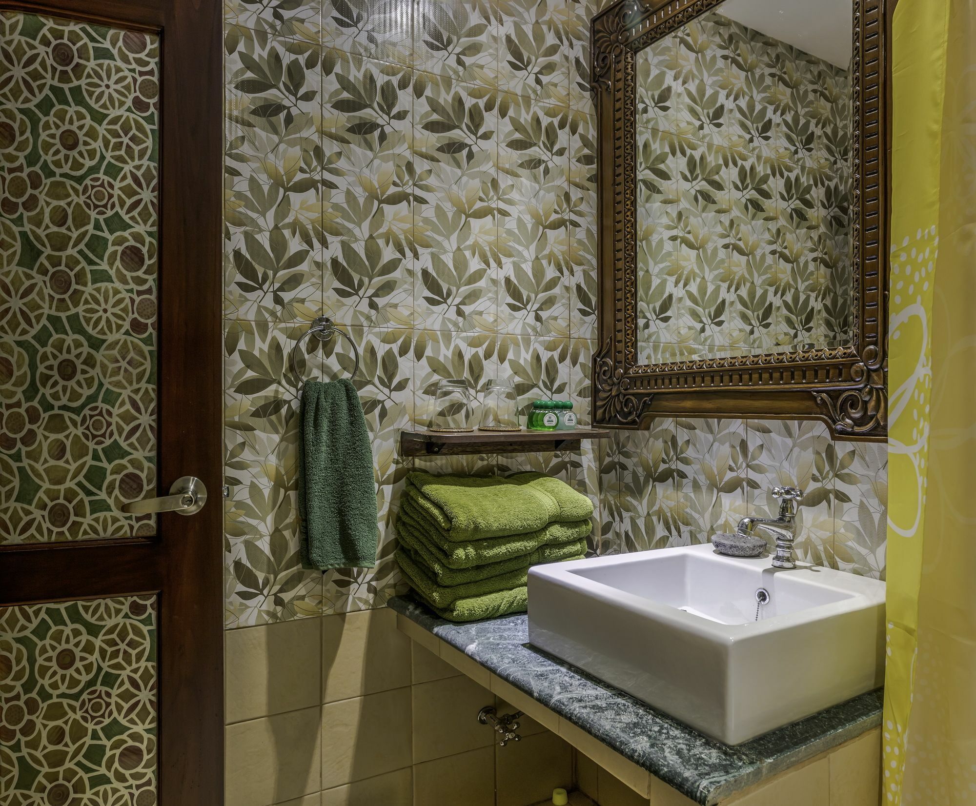 Wonotjolo Dhanesvara Holistic Unique Homestay מראה חיצוני תמונה